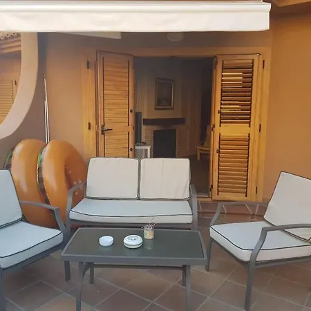 Holiday home Adosado En La Playa De El Perellonet Con Piscina, Pista Tenis *