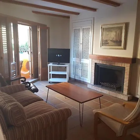 Holiday home Adosado En La Playa De El Perellonet Con Piscina, Pista Tenis